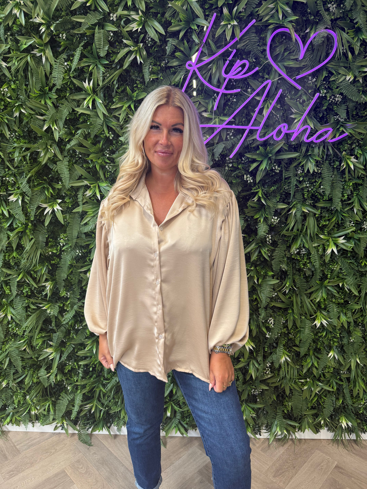 Silky blouse pofmouwen goud