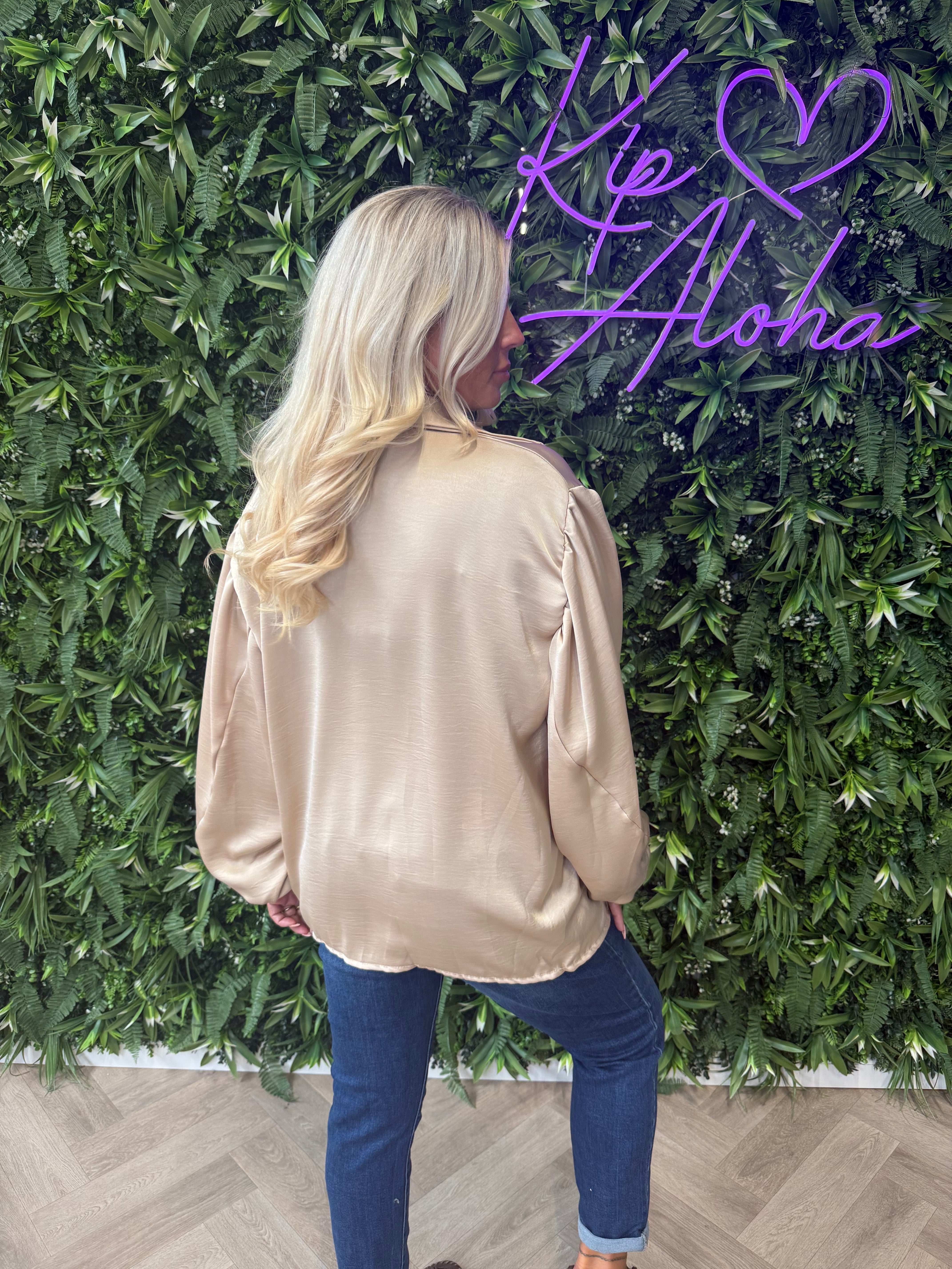 Silky blouse pofmouwen goud