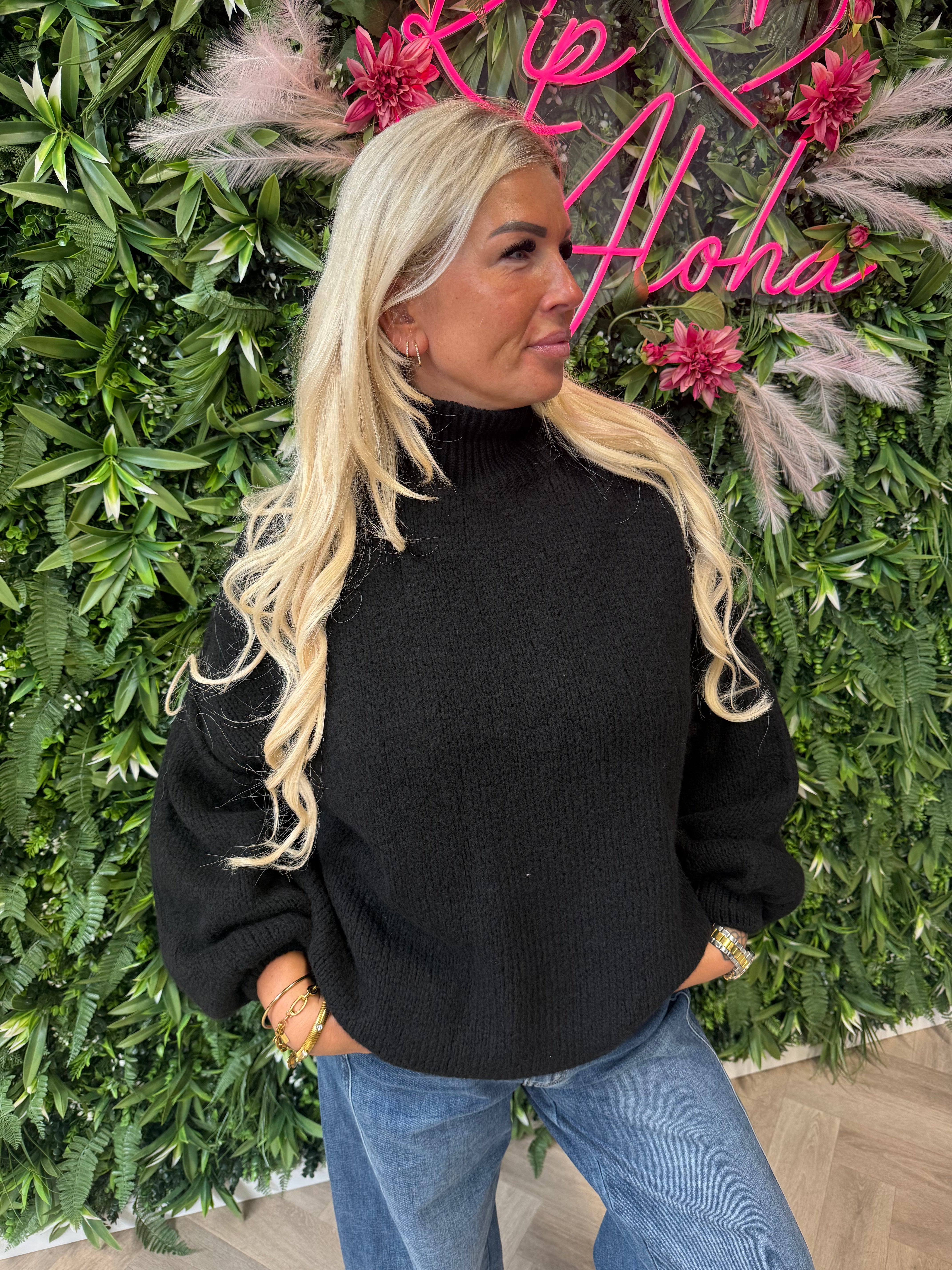 Gebreide trui turtle neck pofmouwen zwart