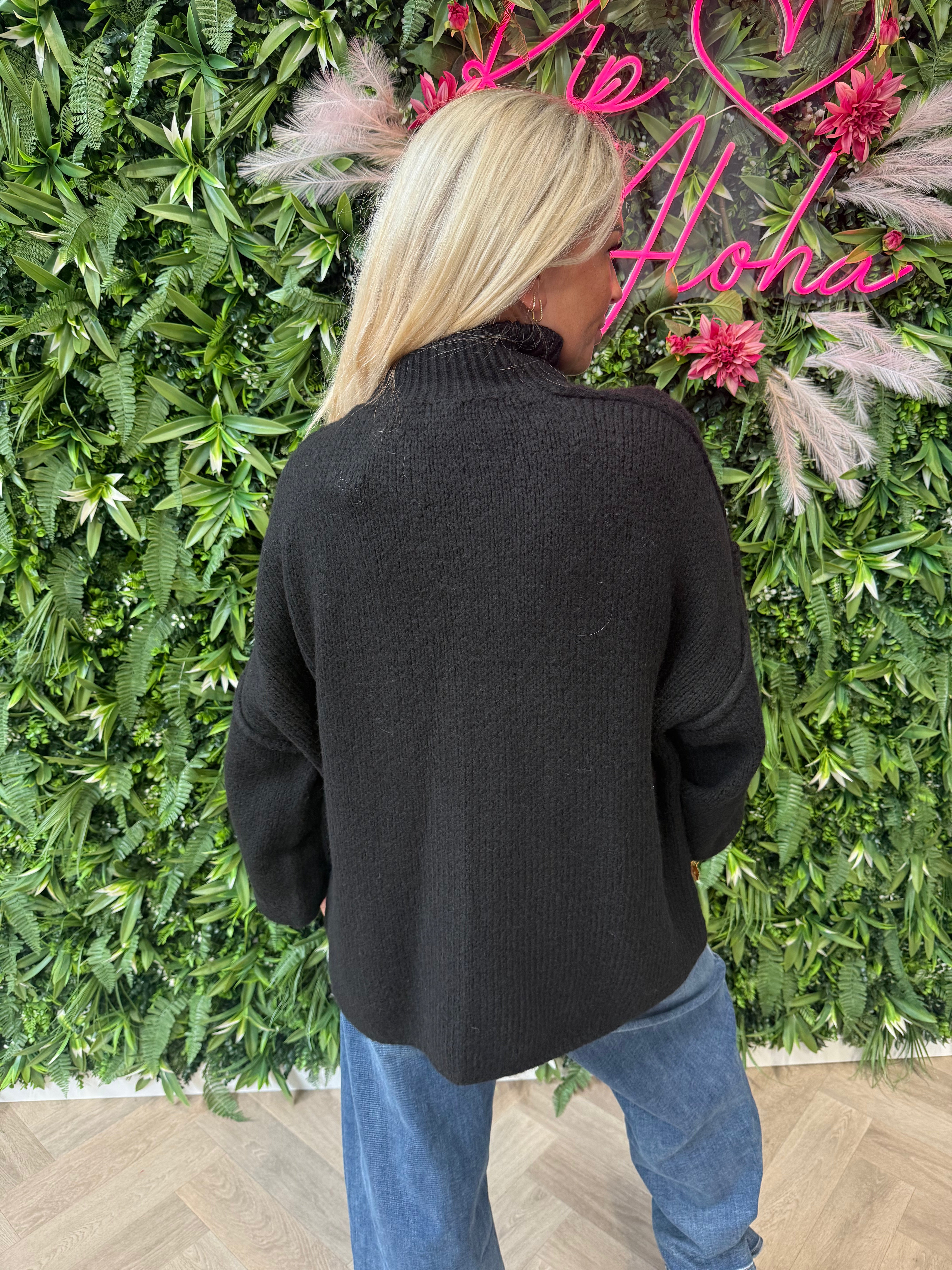 Gebreide trui turtle neck pofmouwen zwart