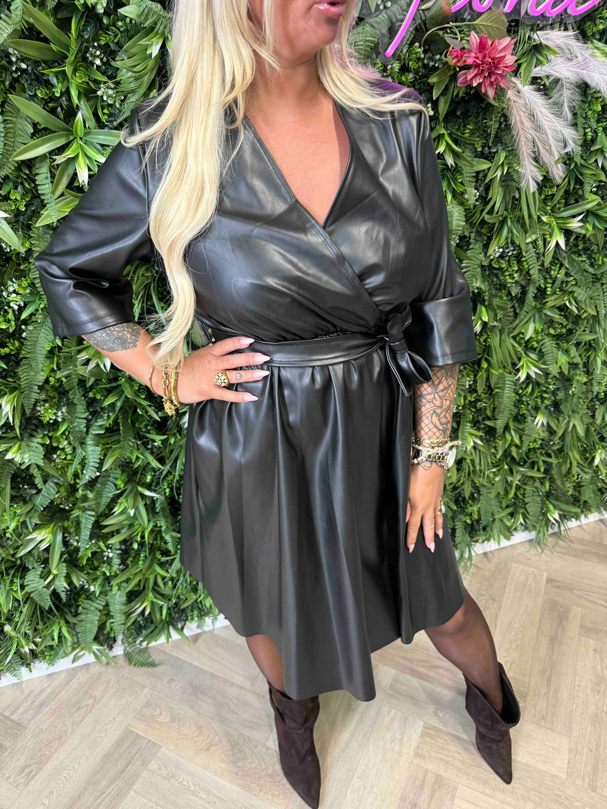 Leatherlook jurk zwart