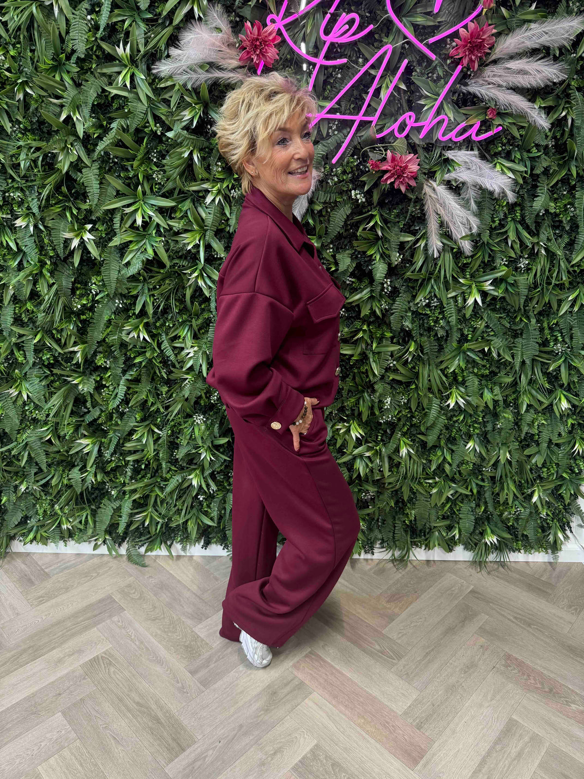 Tweedelig pak blouse met knopen bordeaux