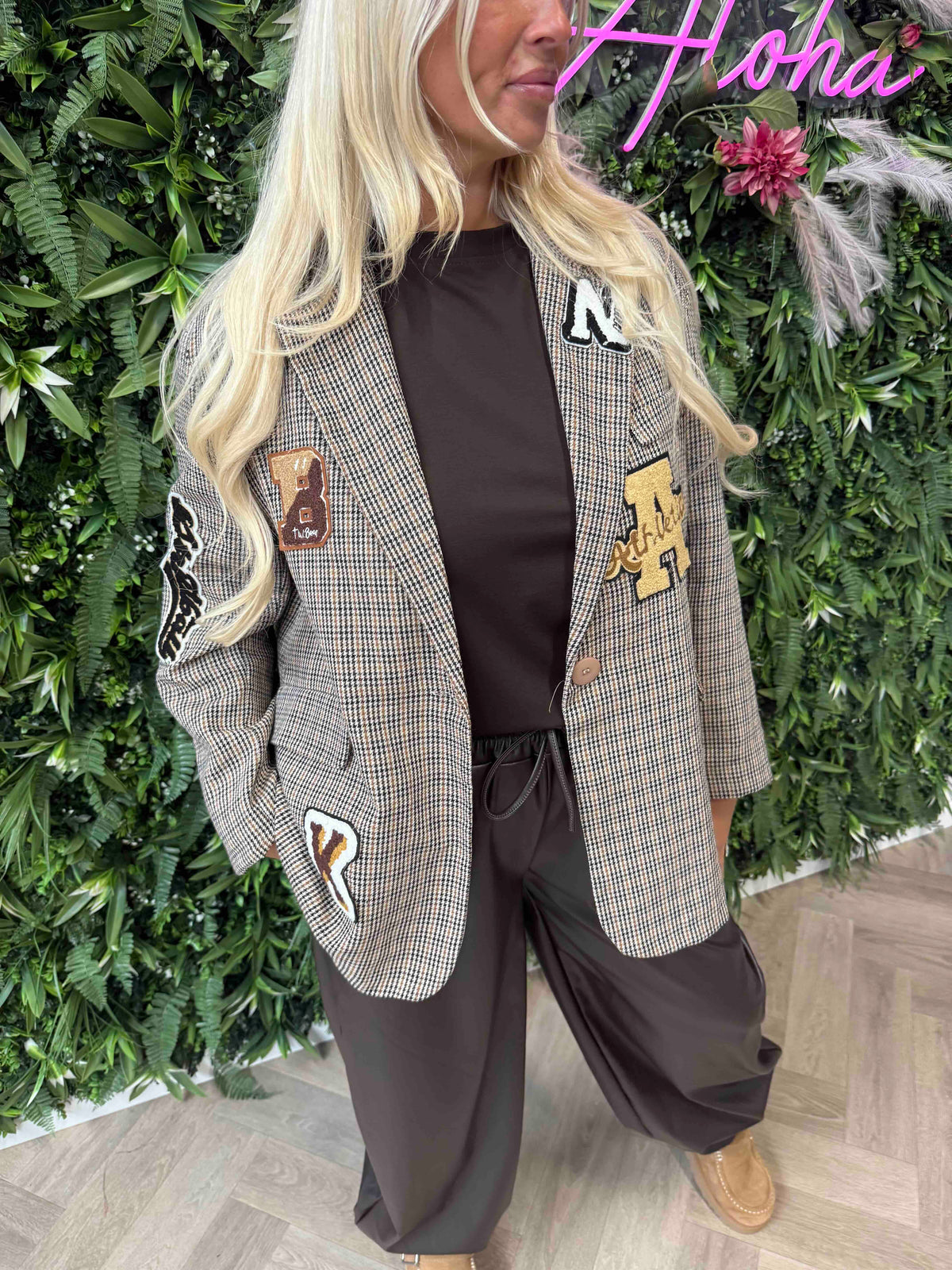 Blazer kleine ruit teddy applicatie lichtbruin
