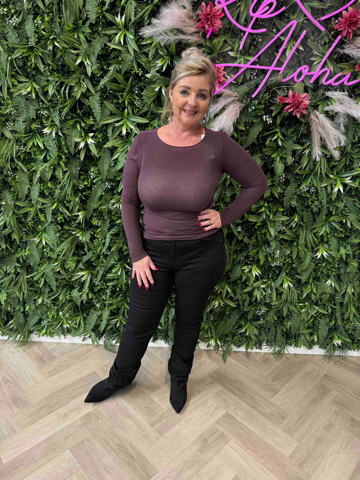 Basic mesh top aubergine