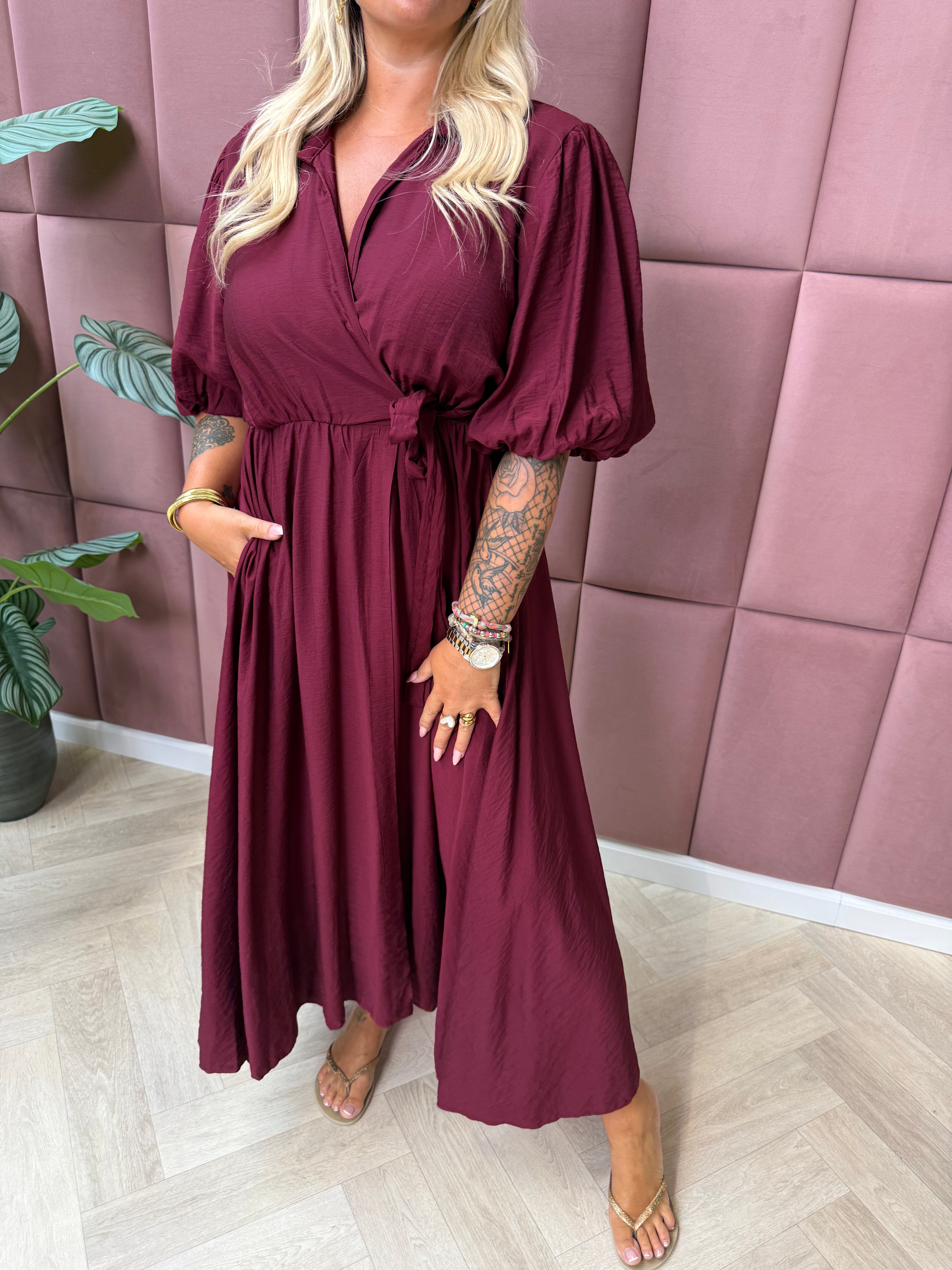 Lange overslag jurk korte pofmouwen bordeaux