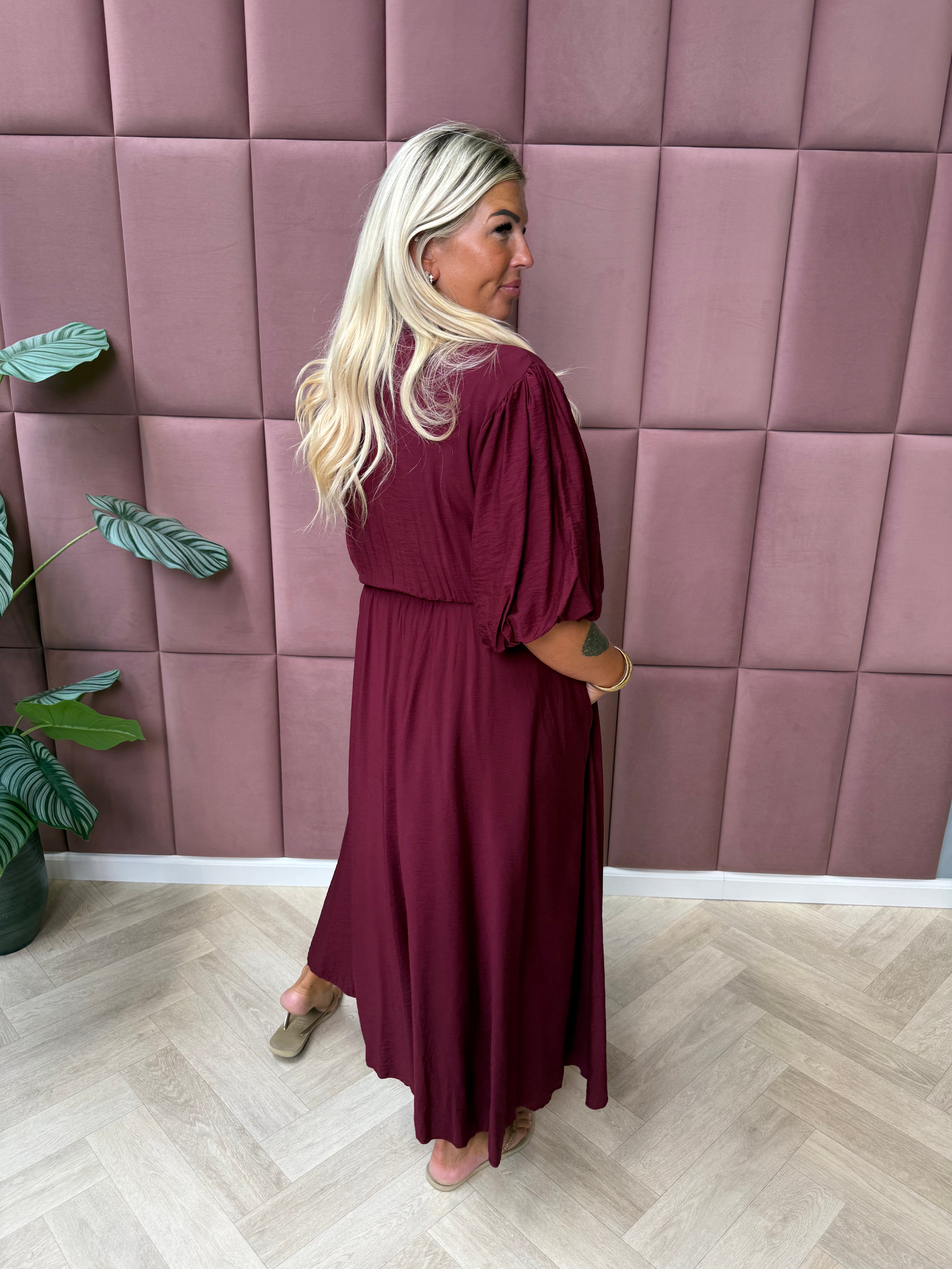 Lange overslag jurk korte pofmouwen bordeaux