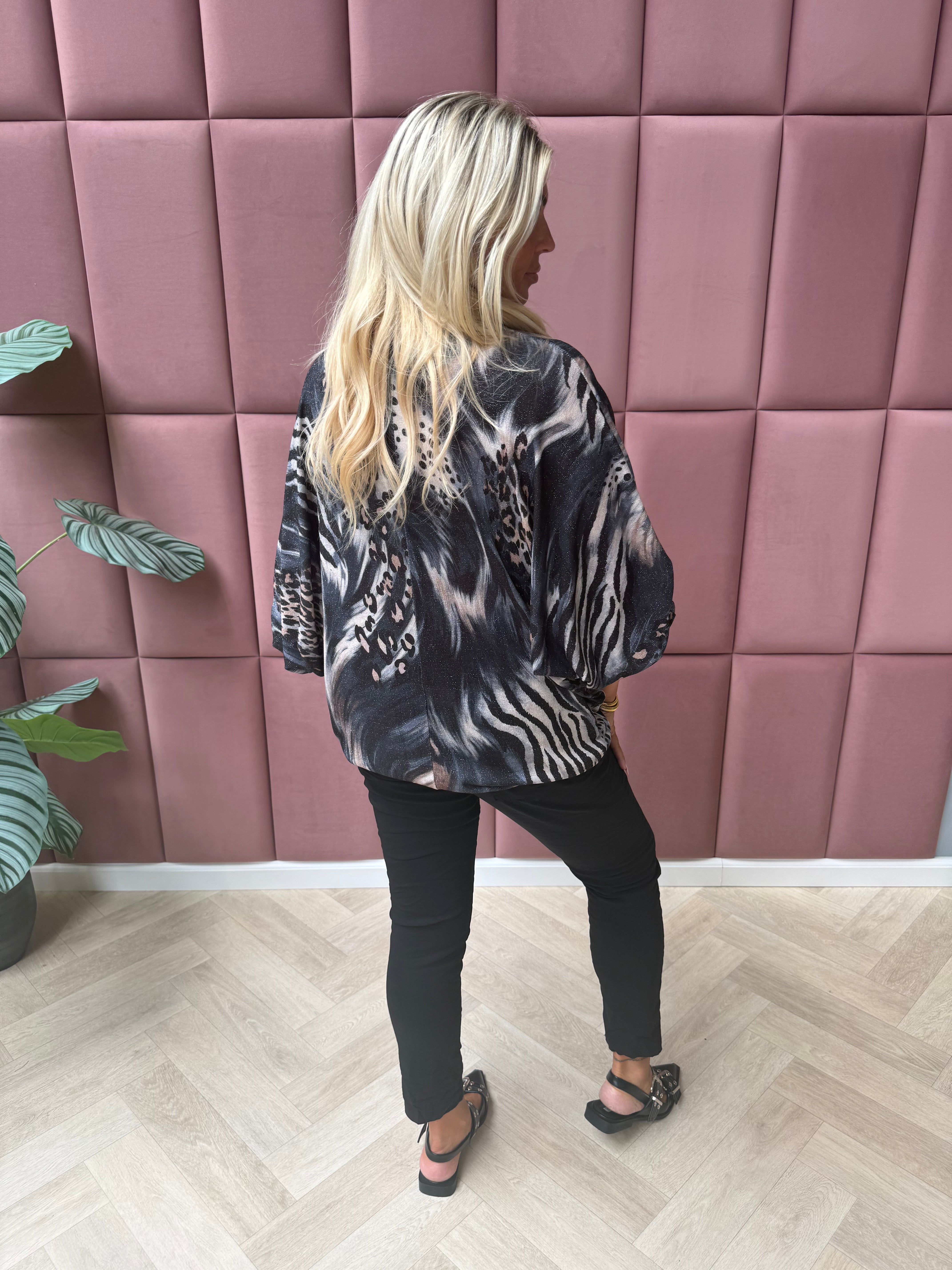 Shirt 3/4e mouwen swirl en panter zwart