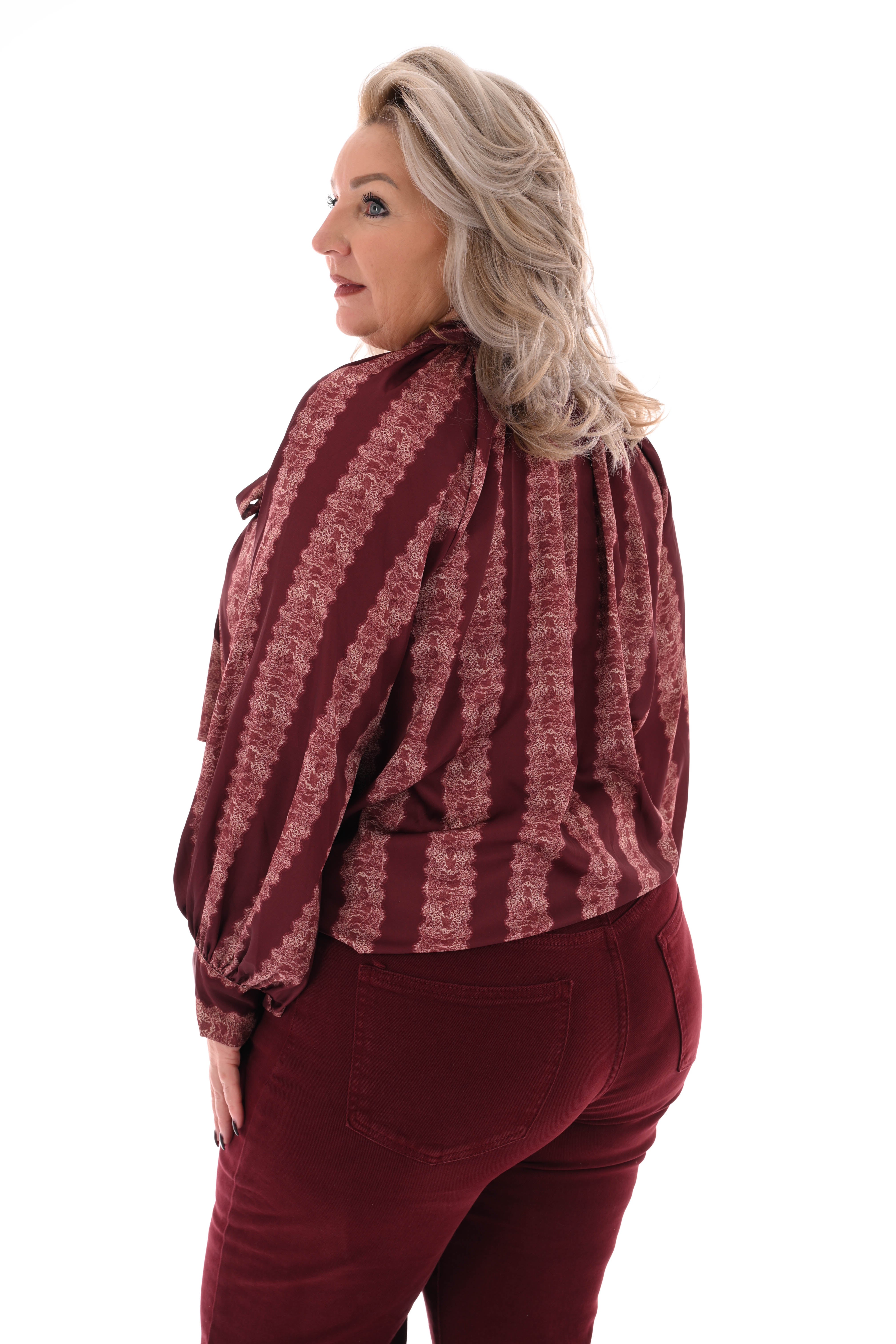 Silky blouse met strik kant detail bordeaux