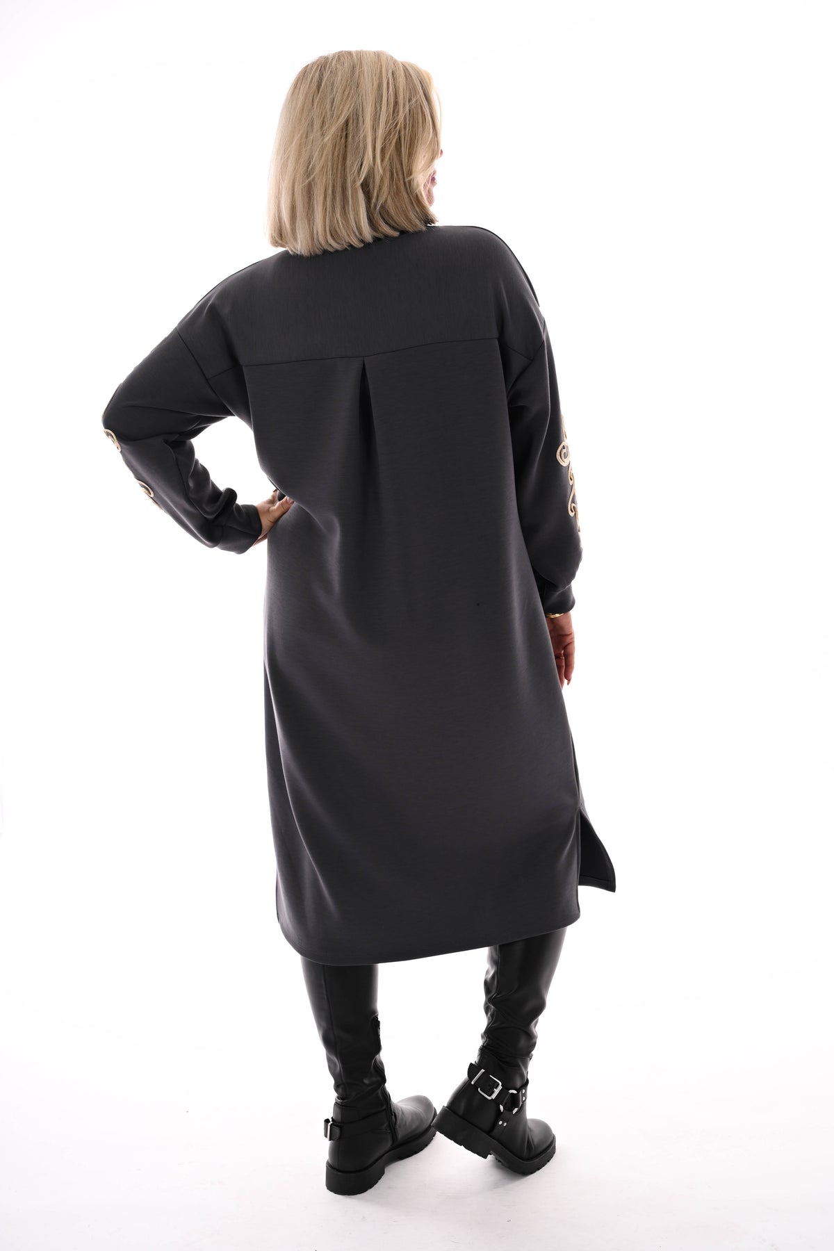 Sweaterdress gouden borduursels antraciet
