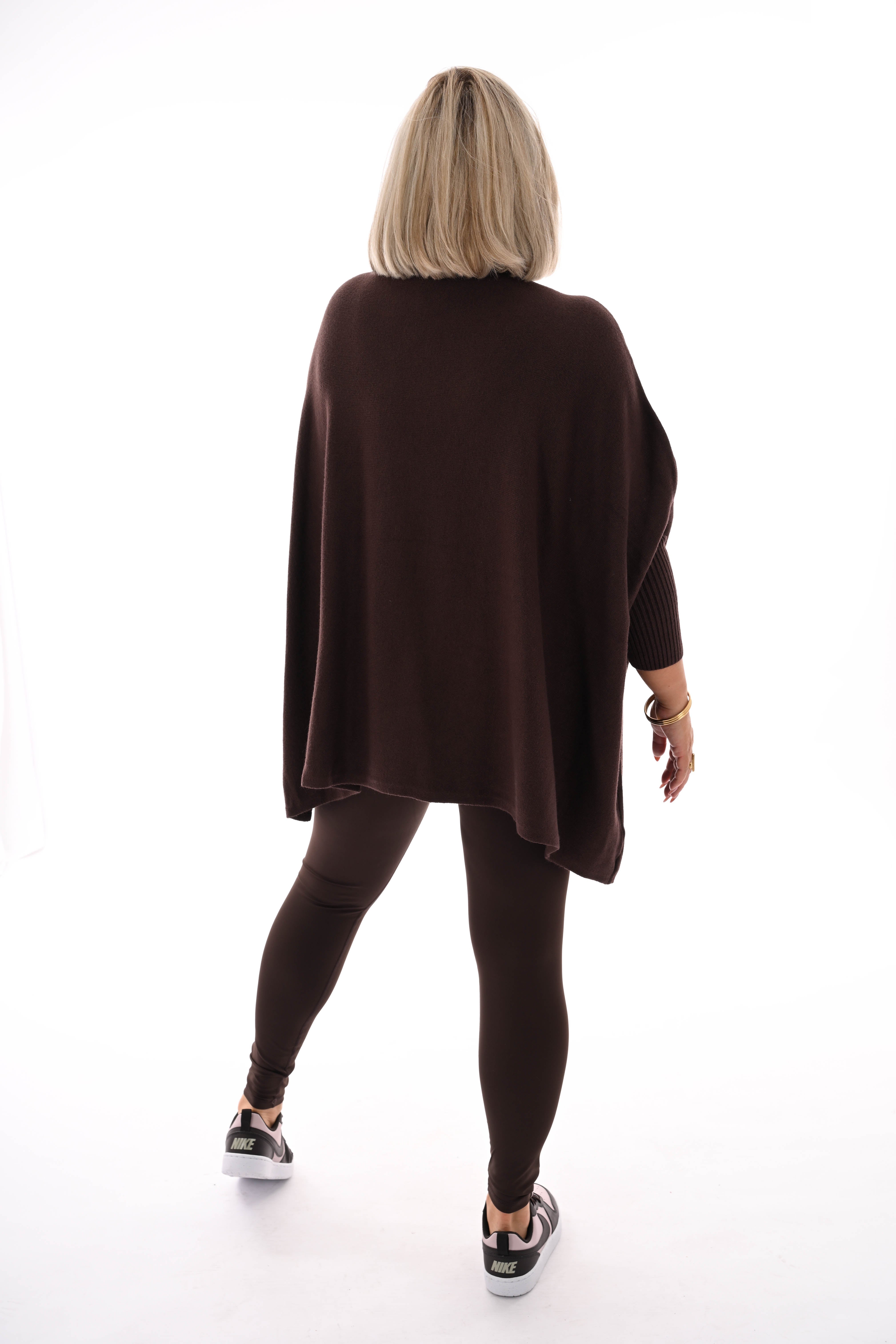 Trui met ster ronde hals donkerbruin