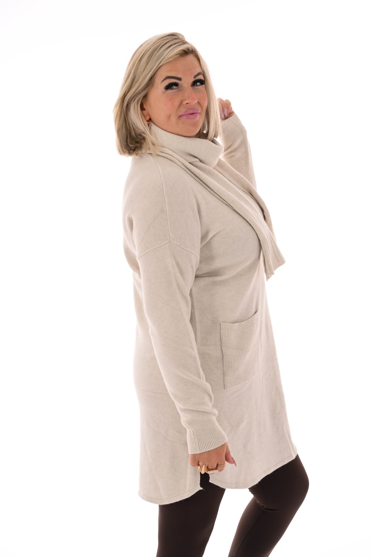 Tuniek met sjaal beige