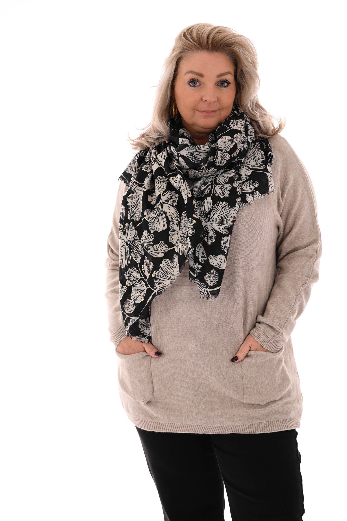 Trui met strikjes rug beige