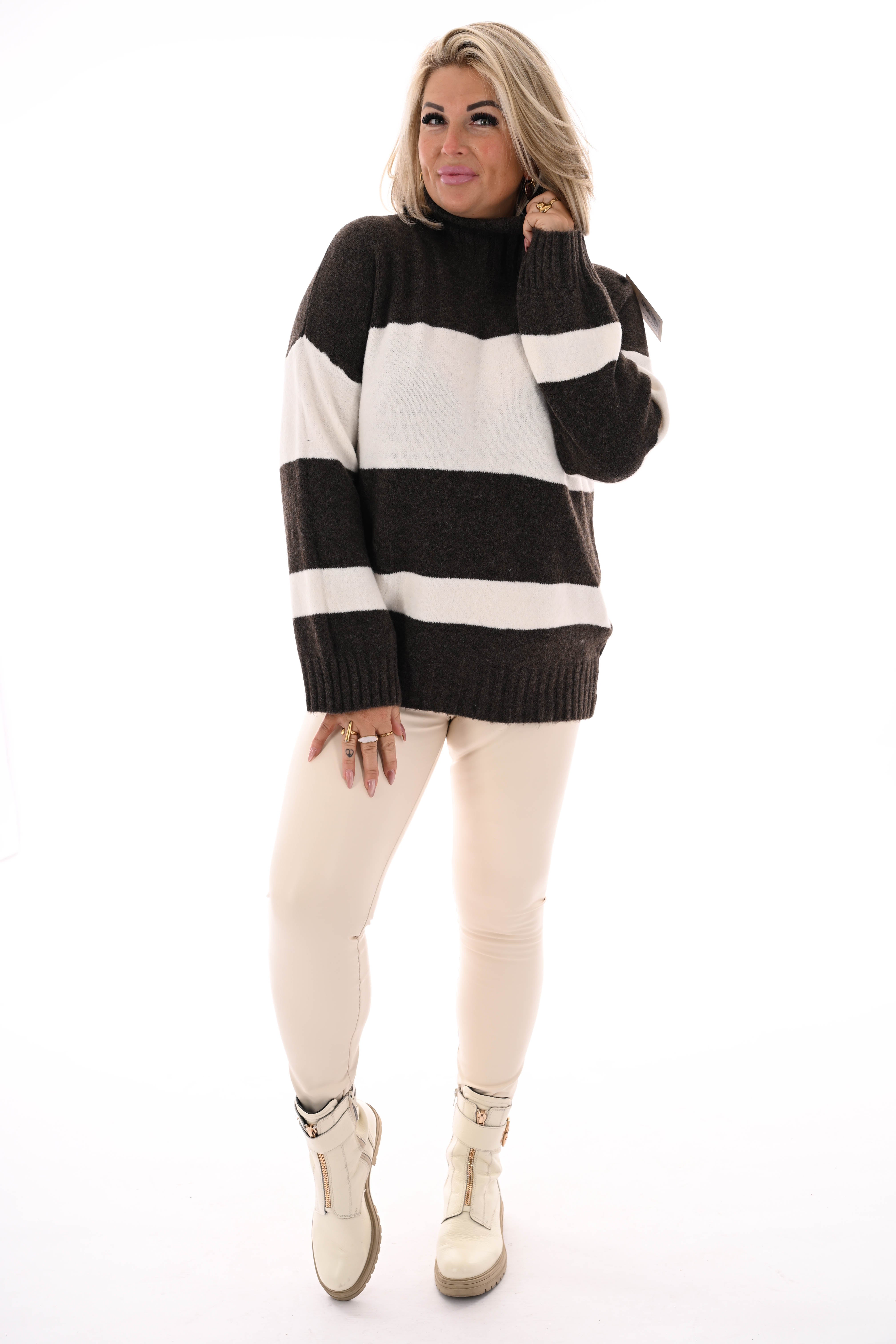 Oversized trui streep met col donkerbruin