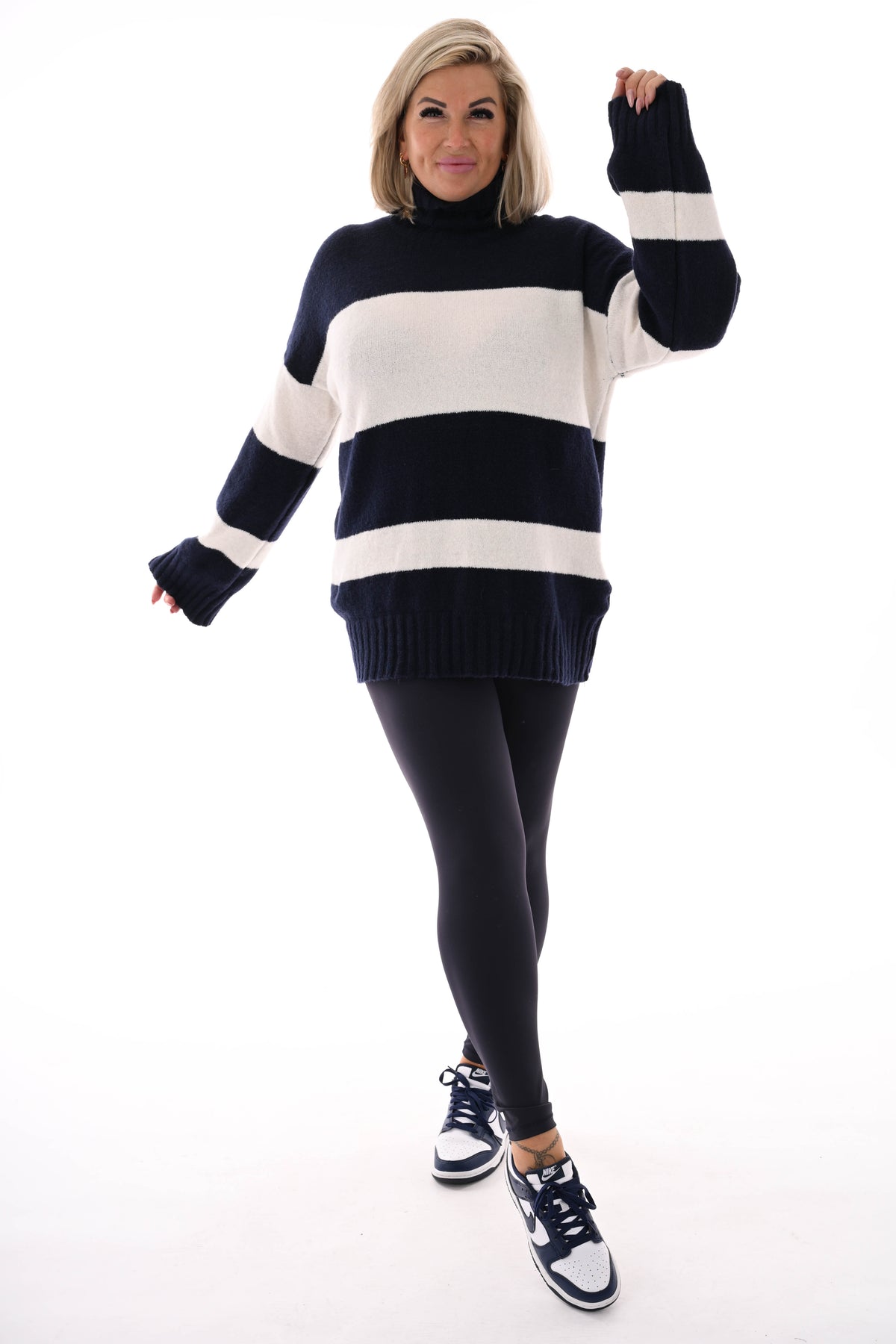 Oversized trui streep met col marineblauw