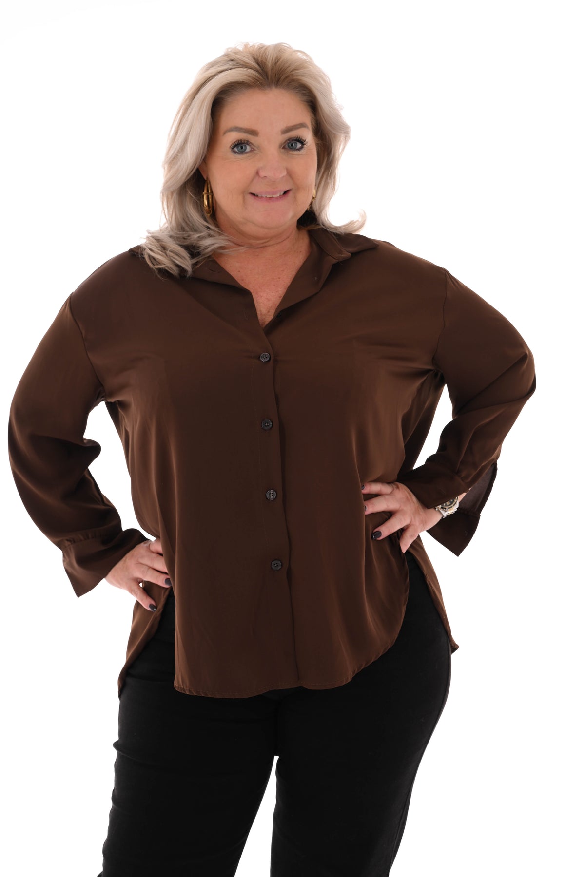 Doorknoop blouse uni bruin