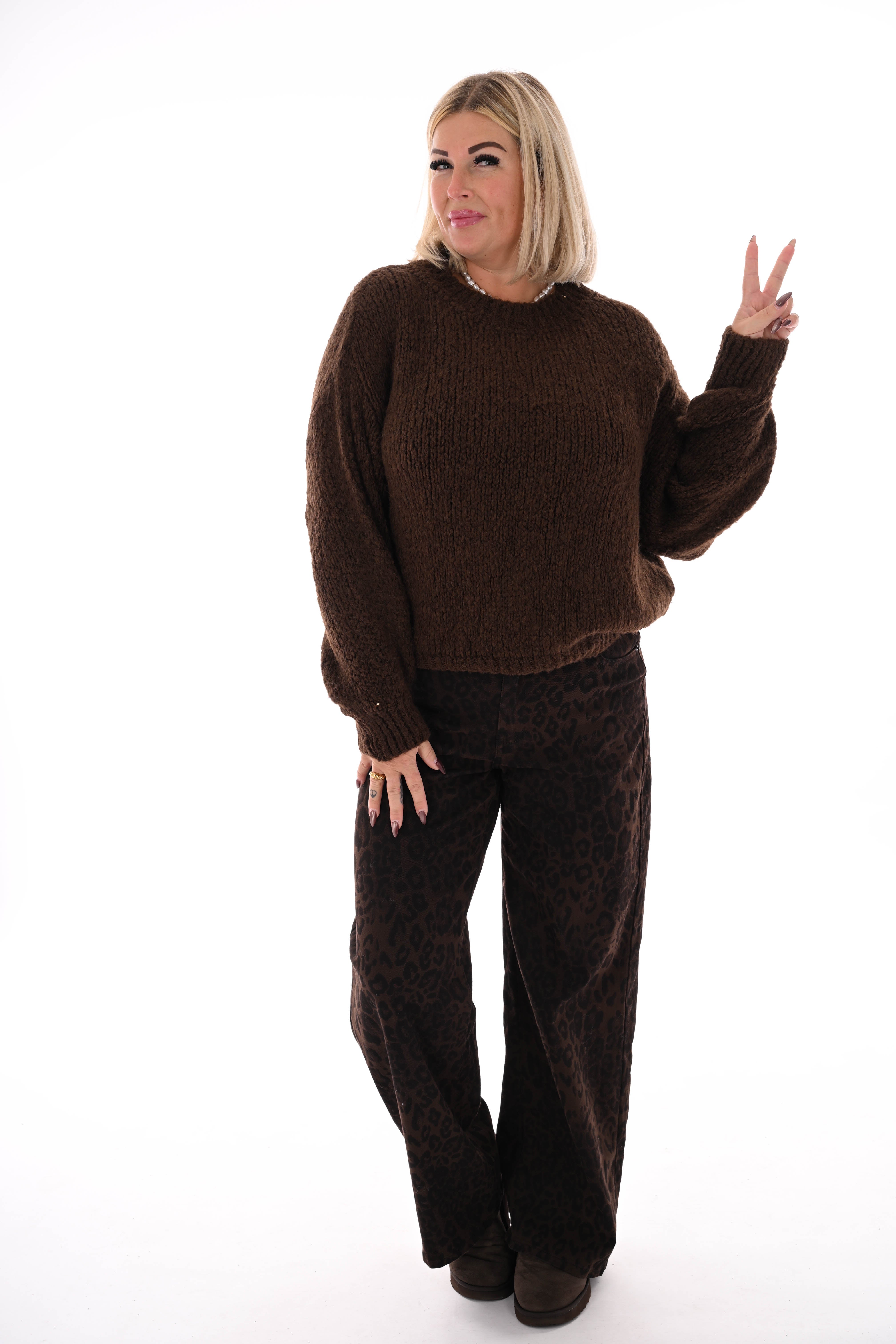 Grof gebreide trui pofmouwen donkerbruin