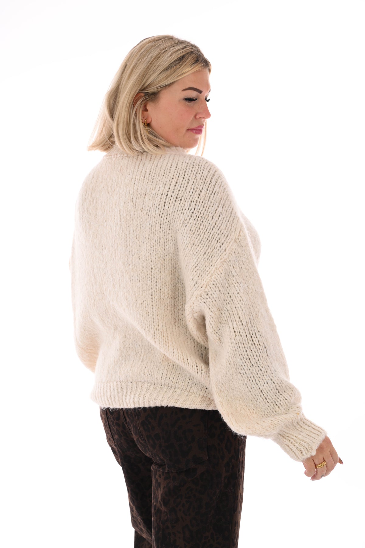 Grof gebreide trui pofmouwen roomwit