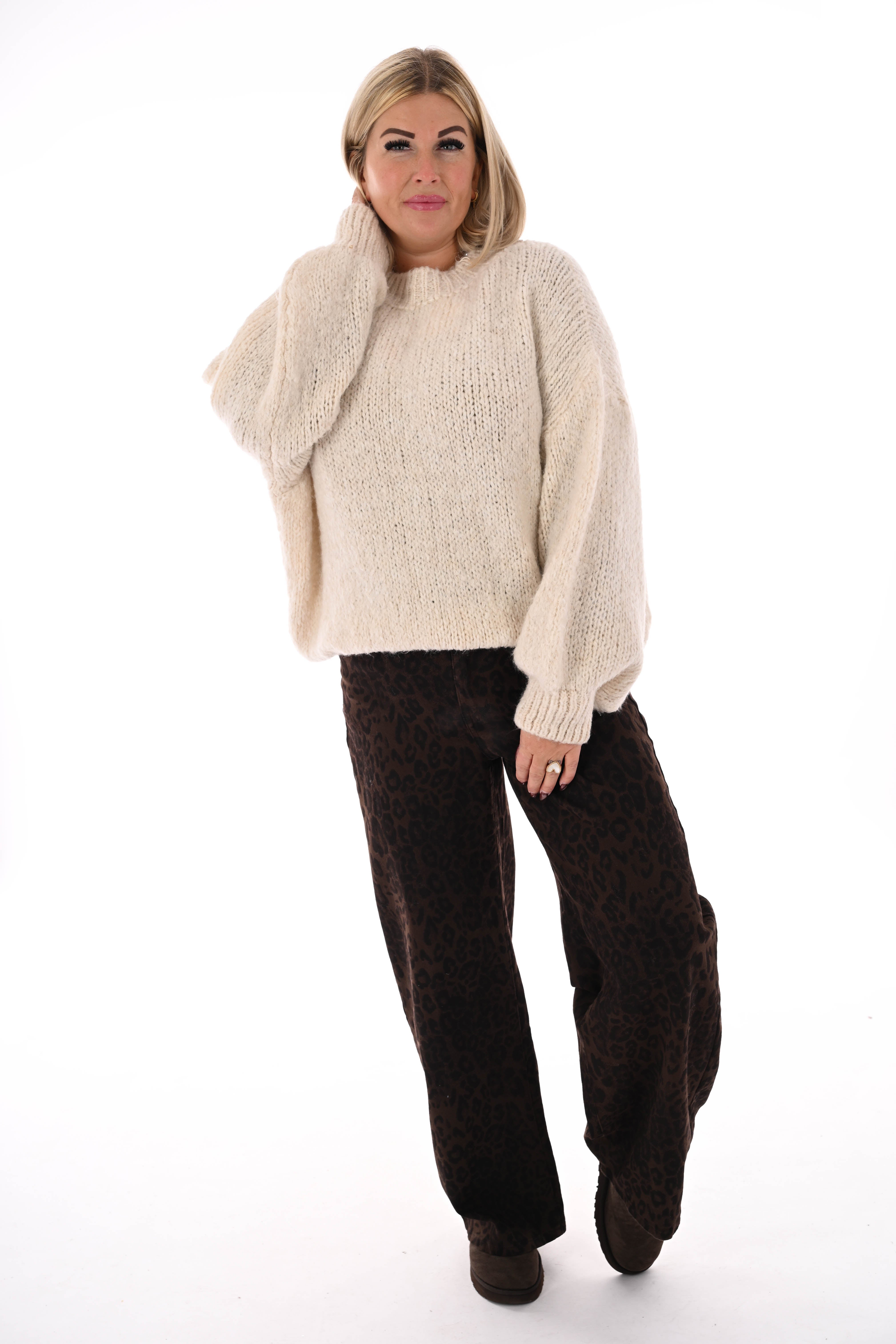 Grof gebreide trui pofmouwen roomwit