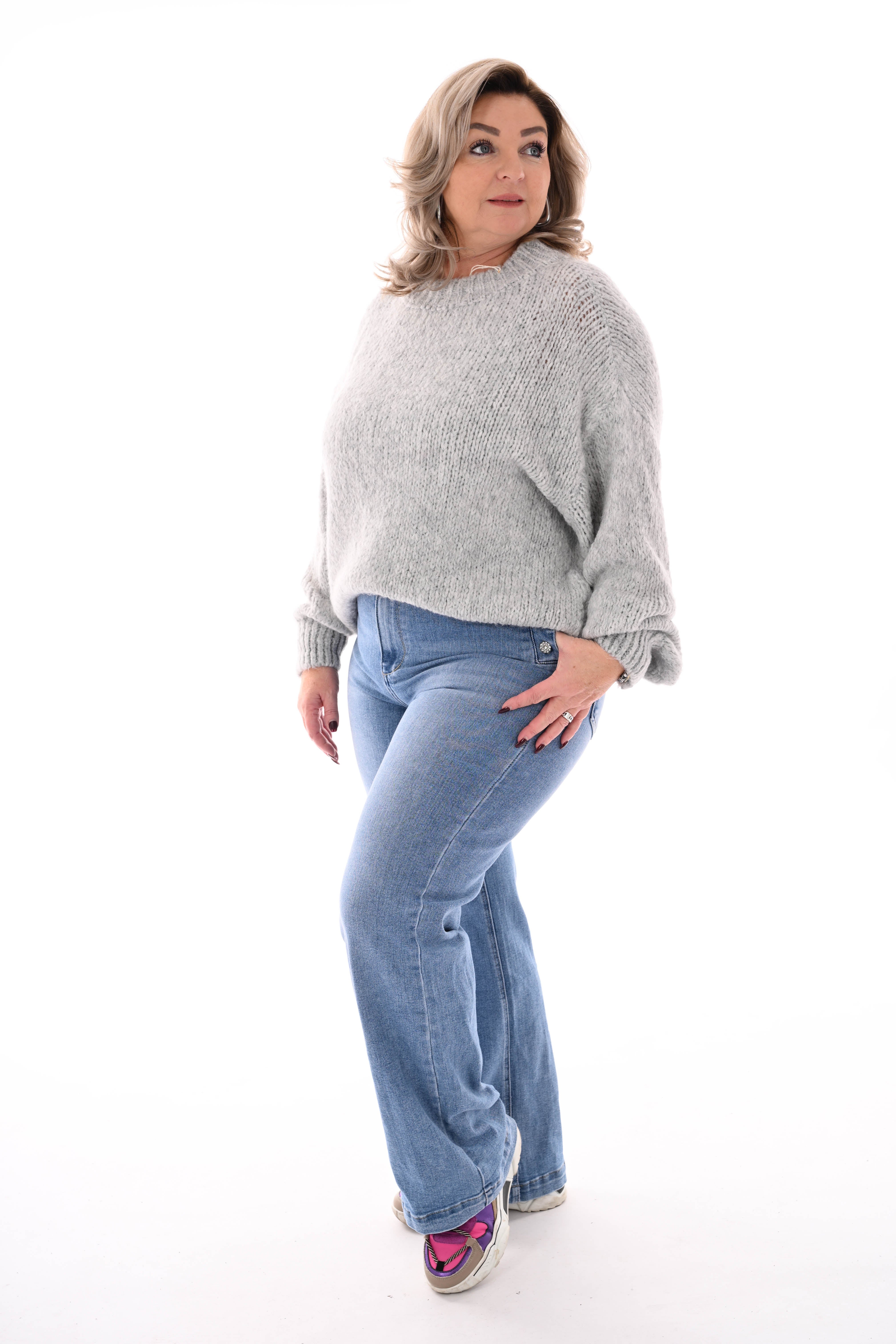 Grof gebreide trui pofmouwen lichtgrijs