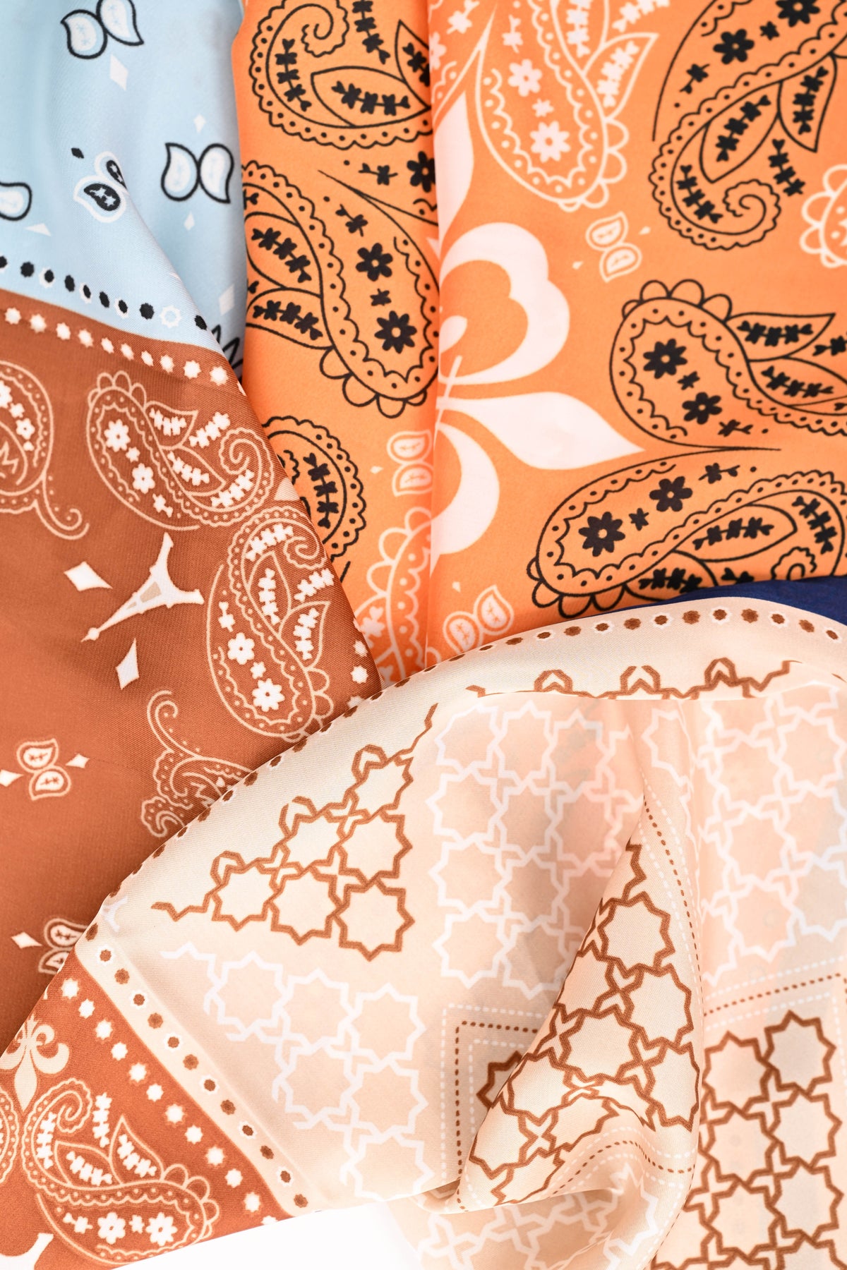 Kort sjaaltje paisley blauw