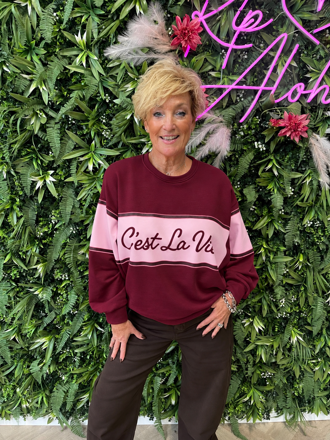 Sweater cest la vie brede streep bordeaux