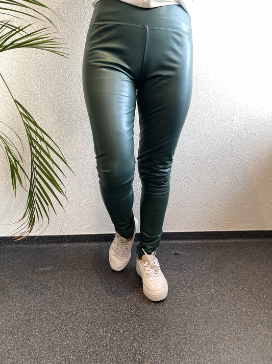 C&S leather look legging donker jade groen