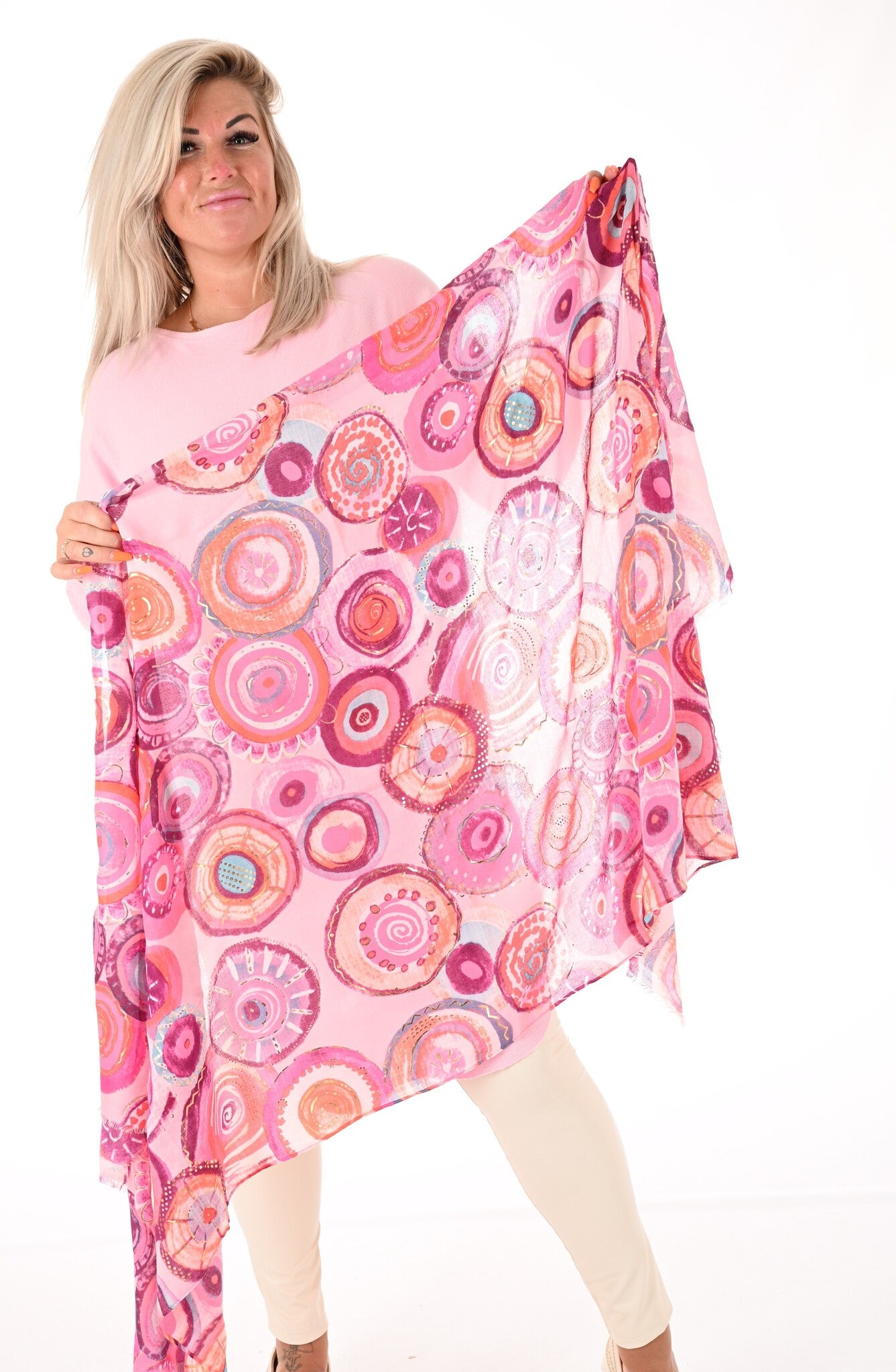 Lange trui met knoopjes licht roze