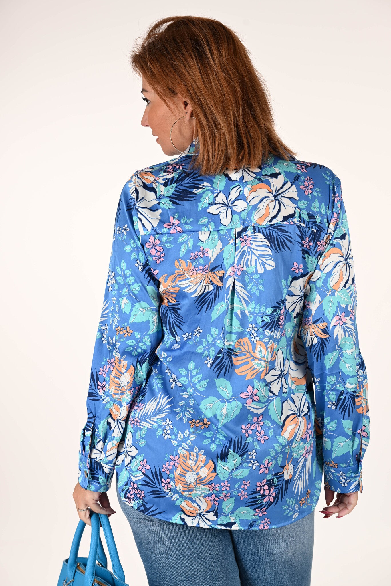 Blouse doorknoop bloemen mix blauw